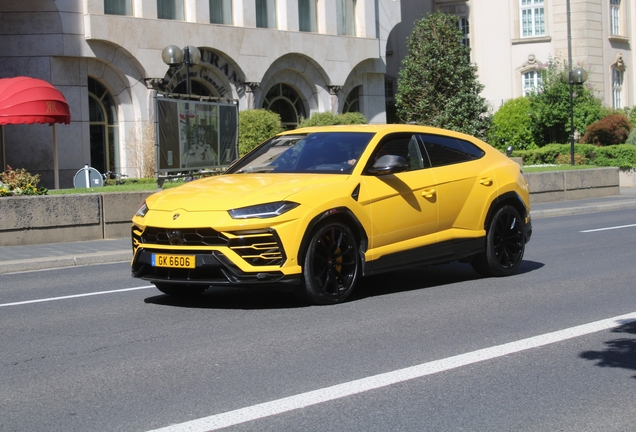 Lamborghini Urus