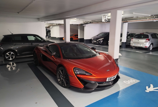McLaren 570S