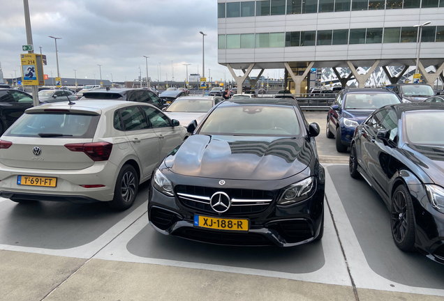 Mercedes-AMG E 63 S W213