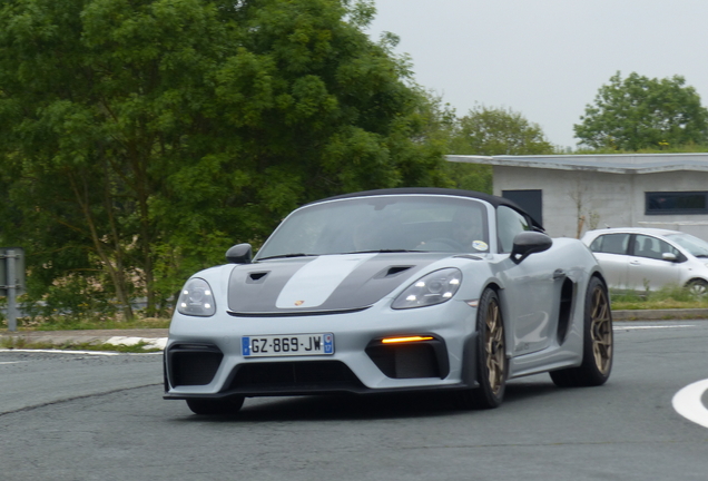 Porsche 718 Spyder RS Weissach Package
