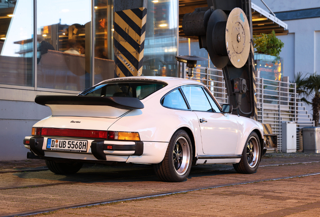 Porsche 930 Turbo