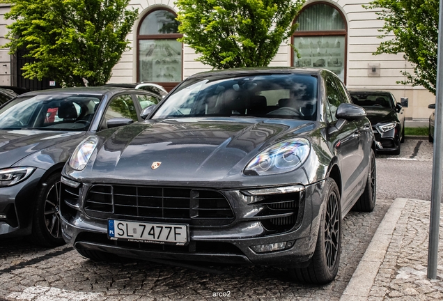 Porsche 95B Macan GTS