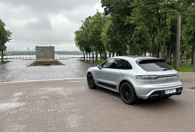 Porsche 95B Macan GTS MkIII