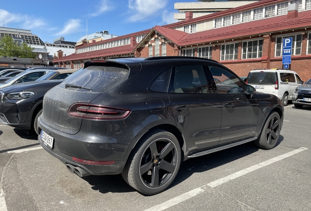 Porsche 95B Macan Turbo