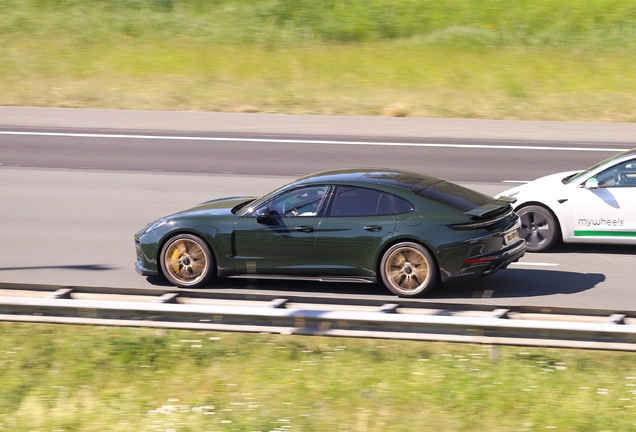 Porsche 972 Panamera Turbo S E-Hybrid