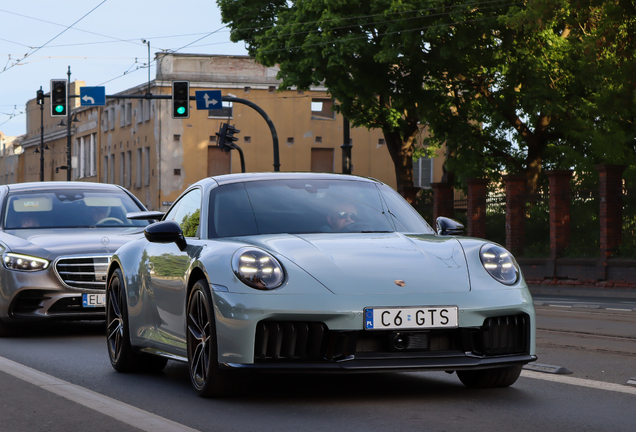 Porsche 992 Carrera 4 GTS MkII