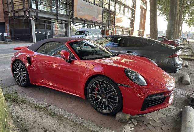 Porsche 992 Turbo Cabriolet
