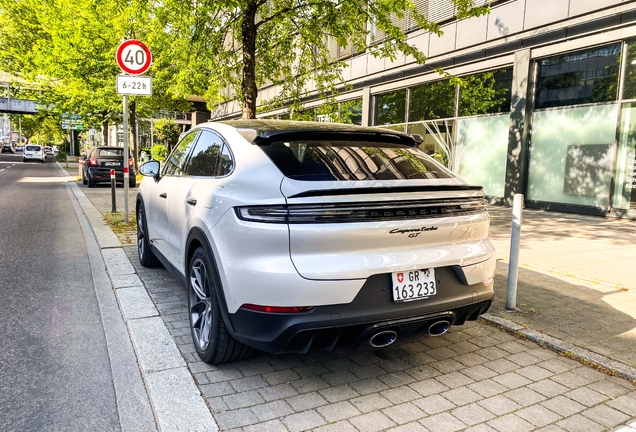 Porsche Cayenne Coupé Turbo E-Hybrid