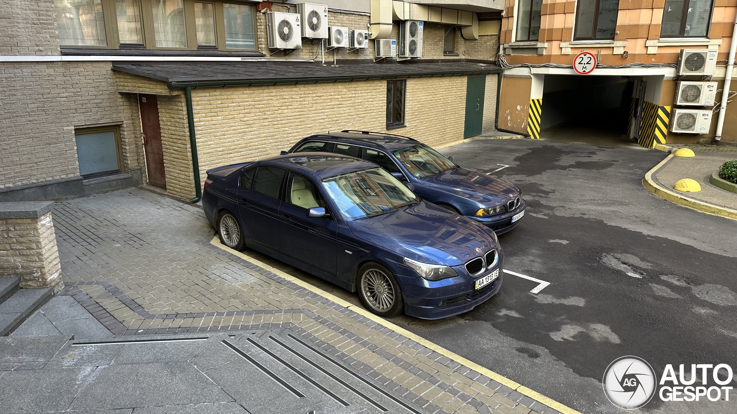Alpina B5