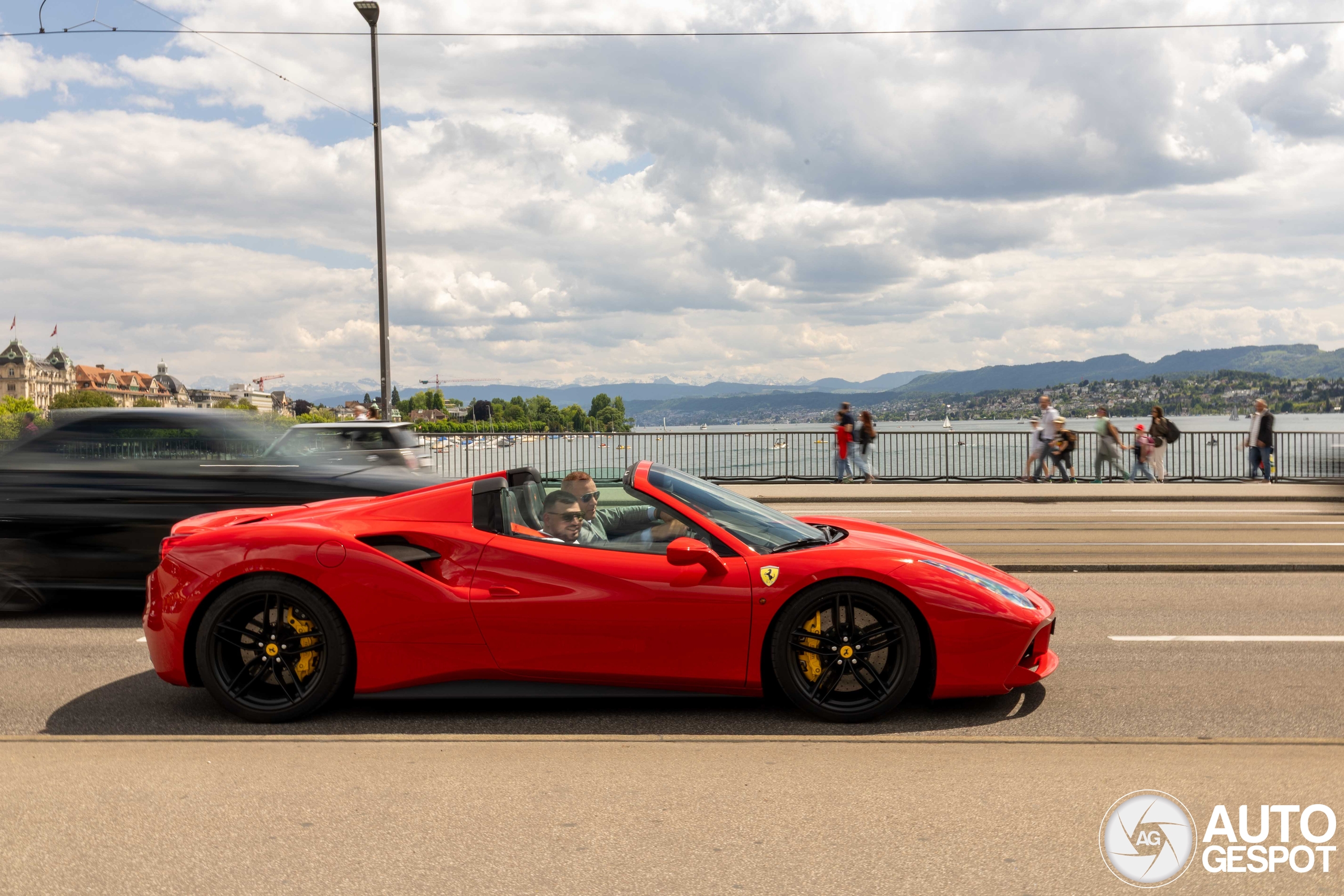 Ferrari 488 Spider