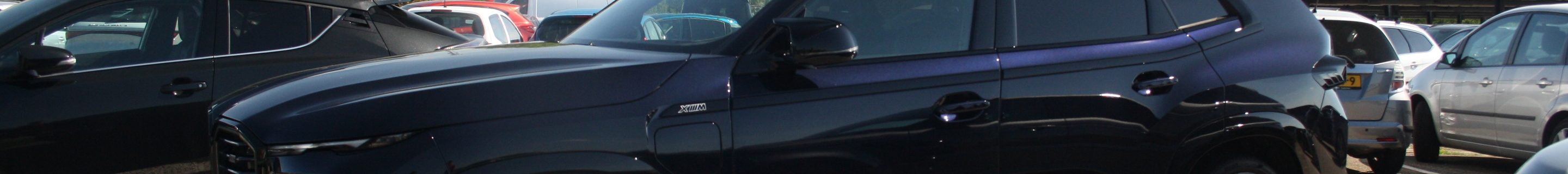BMW XM G09