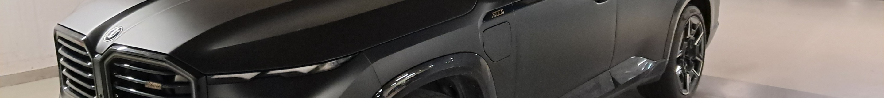 BMW XM G09