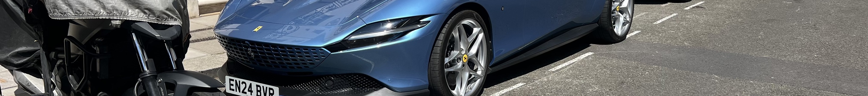 Ferrari Roma Spider