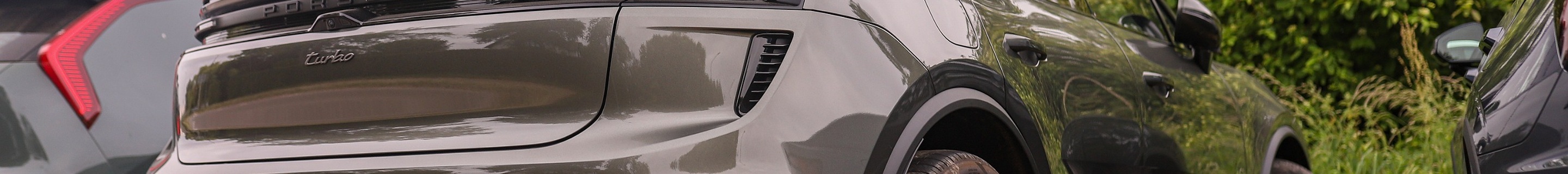 Porsche Macan EV Turbo