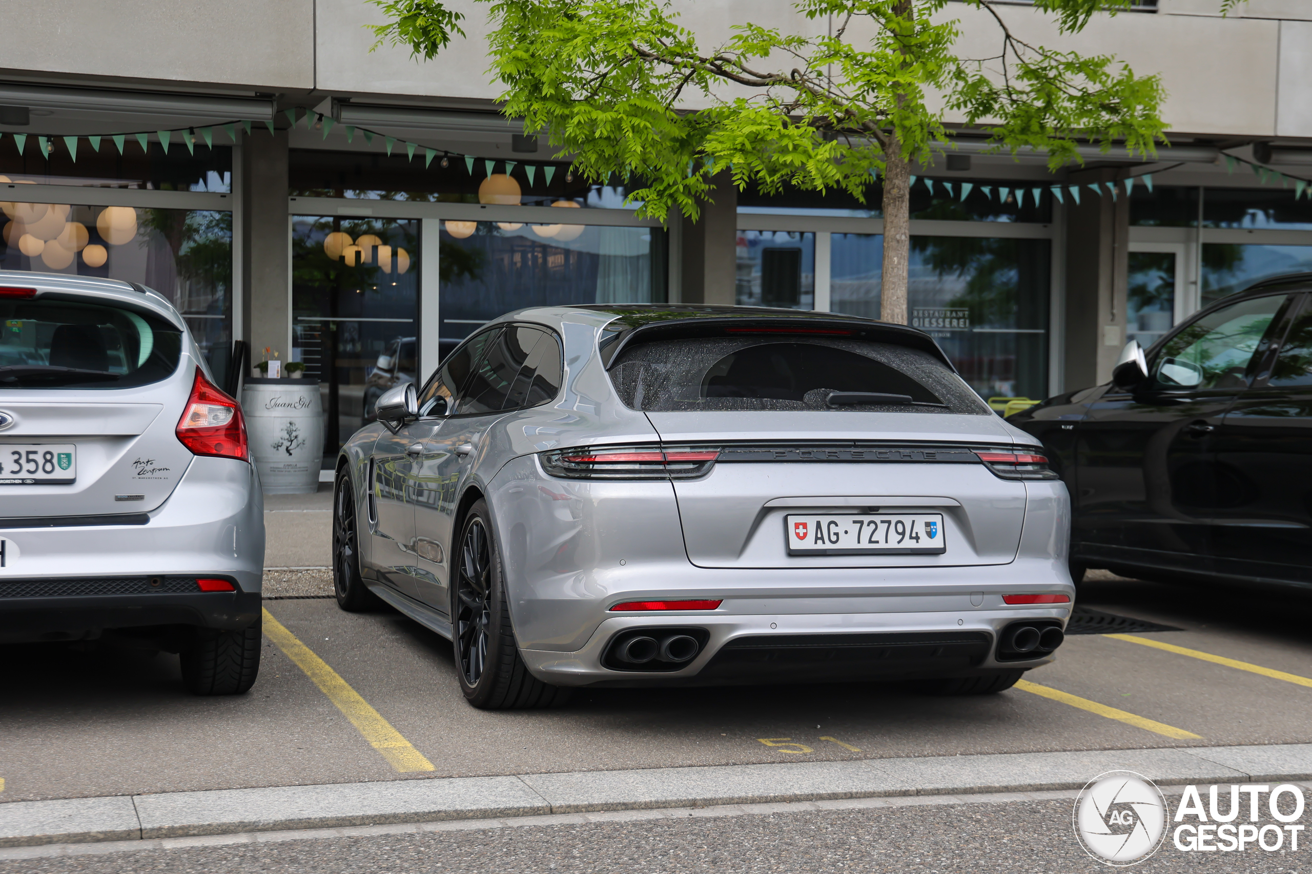 Porsche 971 Panamera GTS Sport Turismo