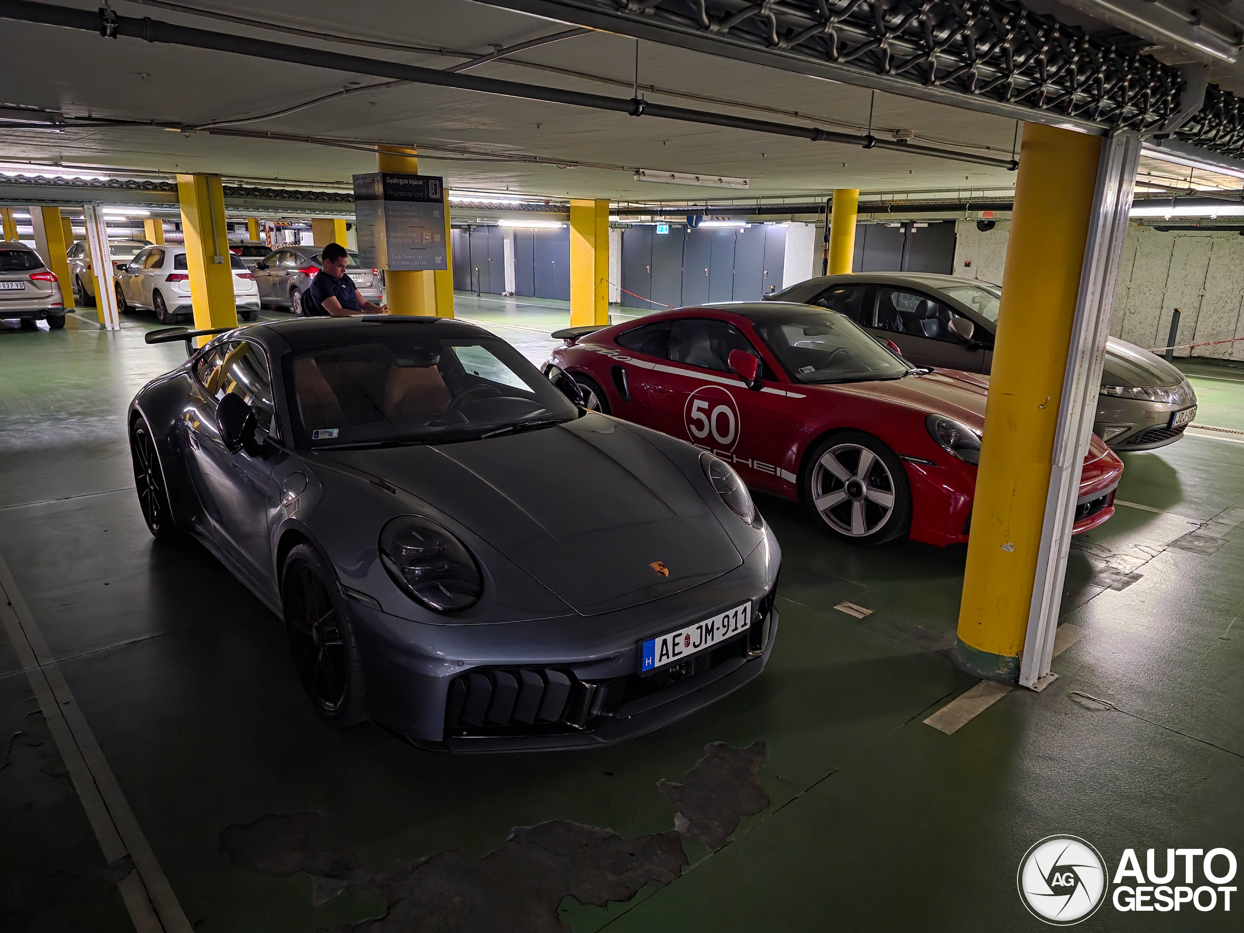 Porsche 992 Carrera 4 GTS MkII