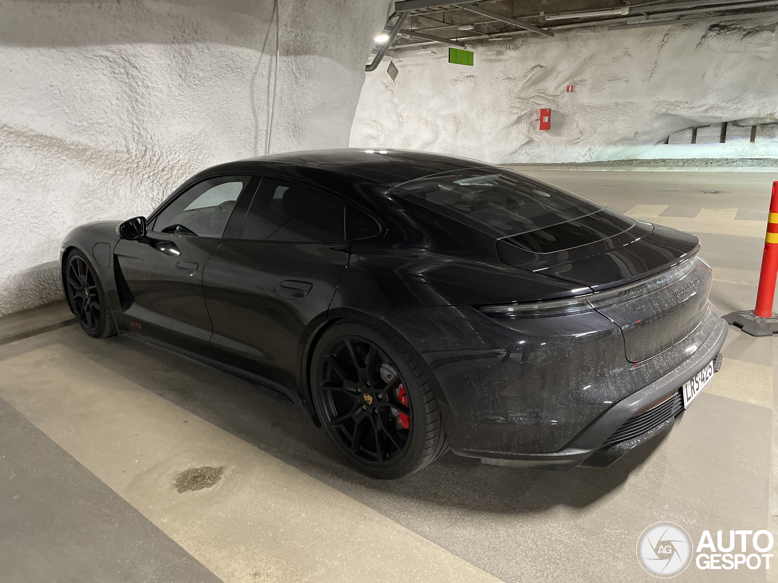 Porsche Taycan GTS