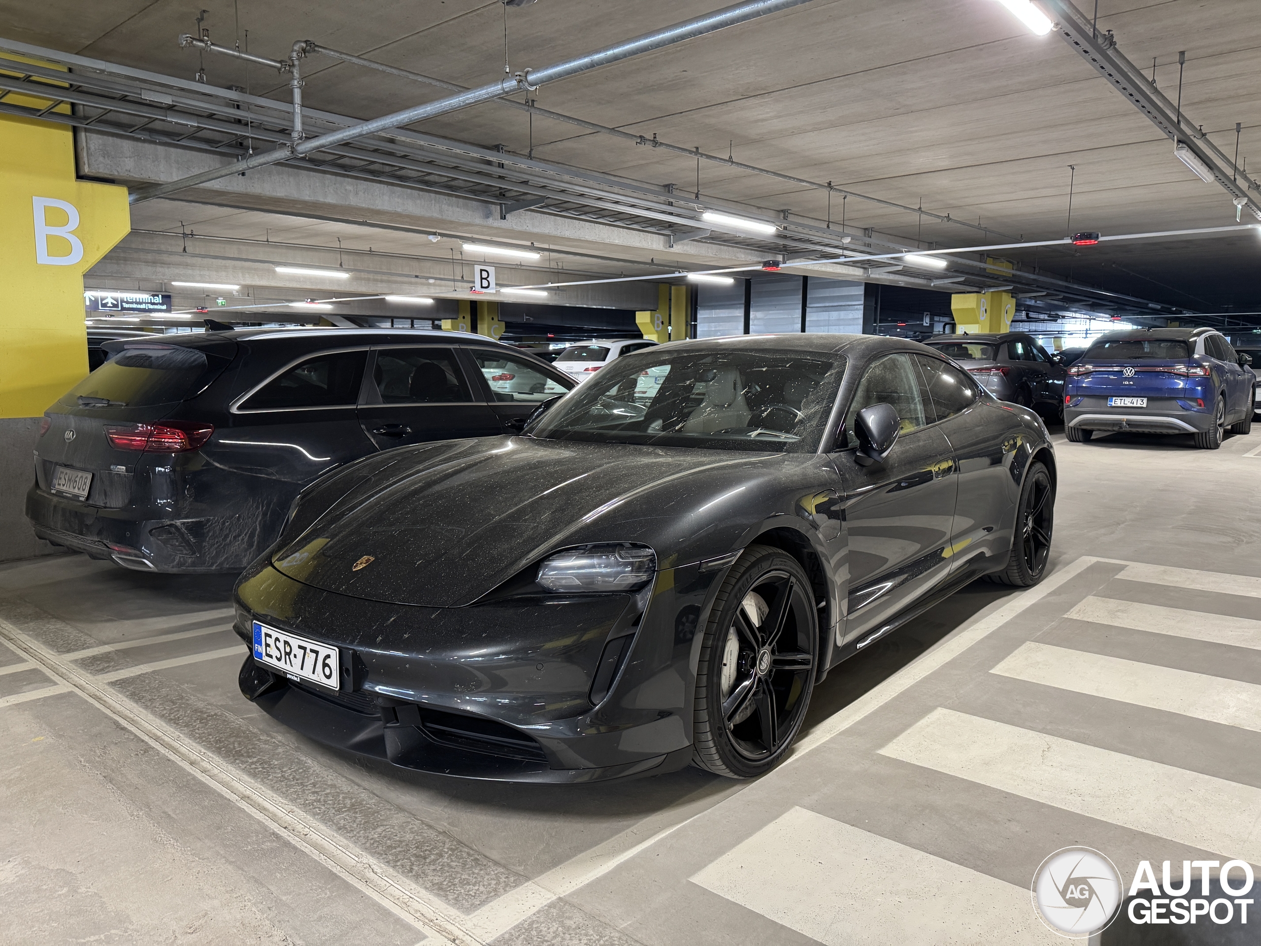 Porsche Taycan Turbo