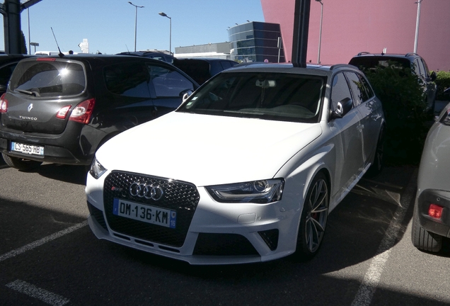 Audi RS4 Avant B8