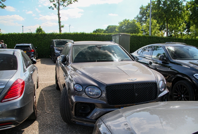 Bentley Bentayga Hybrid S