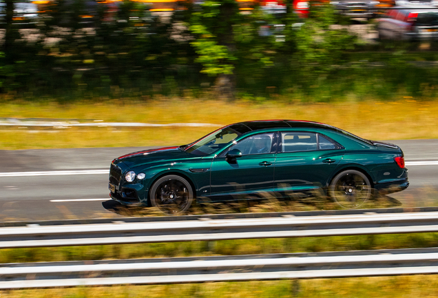 Bentley Flying Spur V8 2021