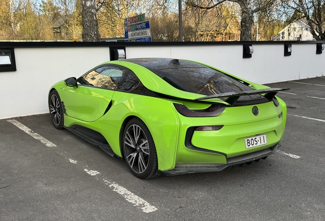 BMW i8