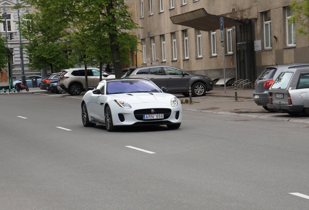Jaguar F-TYPE P380 Coupé