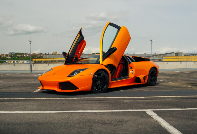 Lamborghini Murciélago LP640