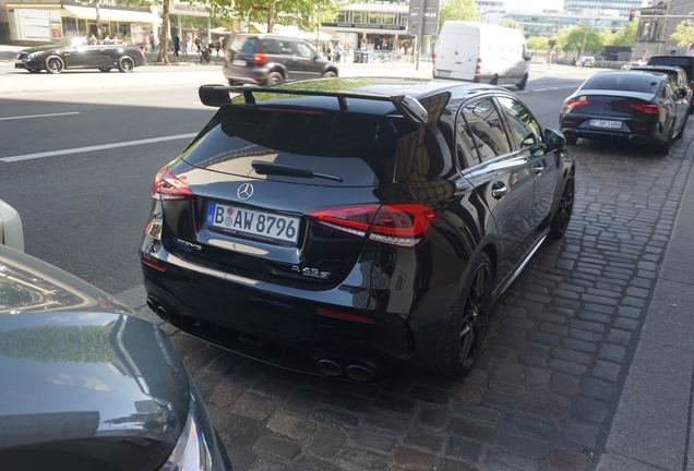 Mercedes-AMG A 45 S W177