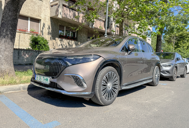 Mercedes-Maybach EQS 680 SUV