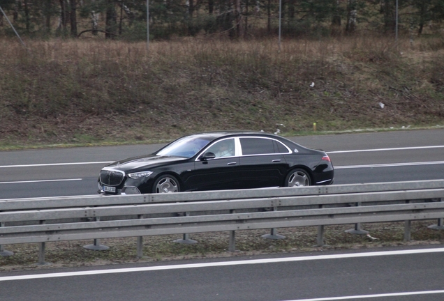Mercedes-Maybach S 680 X223