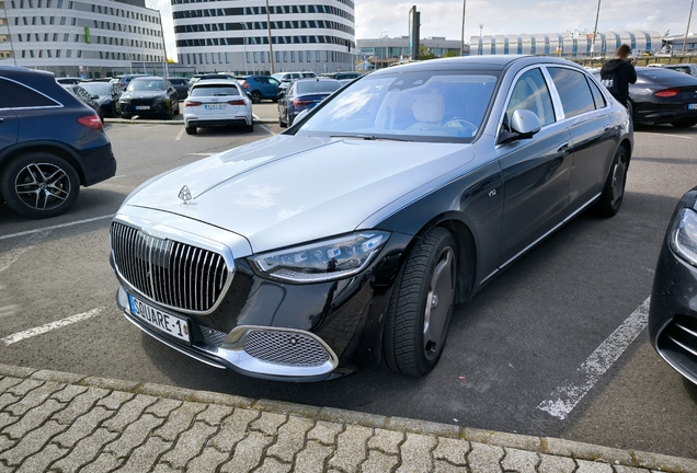 Mercedes-Maybach S 680 X223