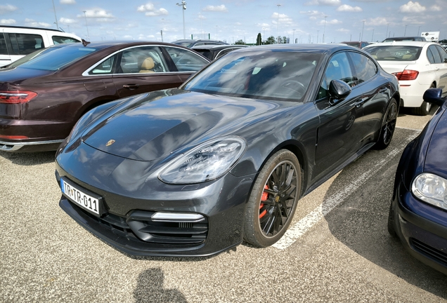 Porsche 971 Panamera GTS MkII