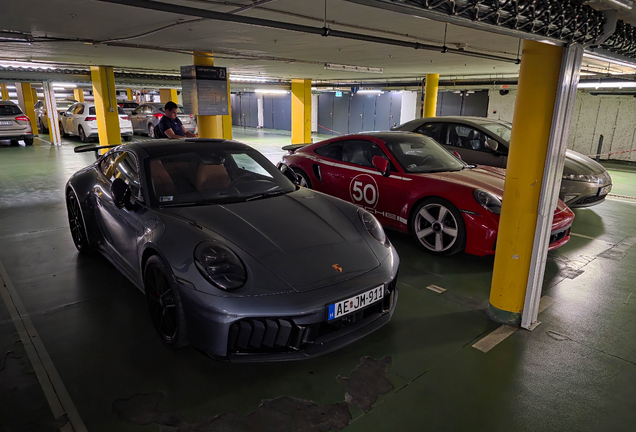 Porsche 992 Carrera 4 GTS MkII