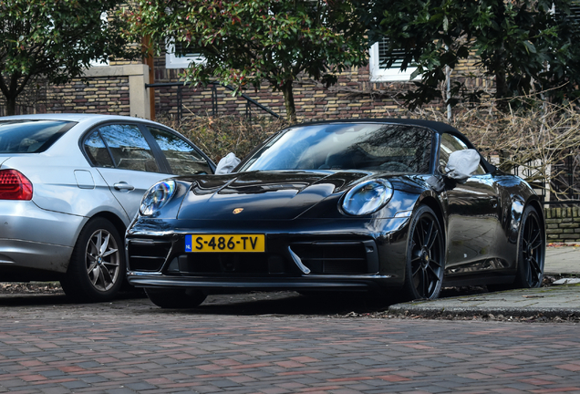 Porsche 992 Carrera GTS Cabriolet