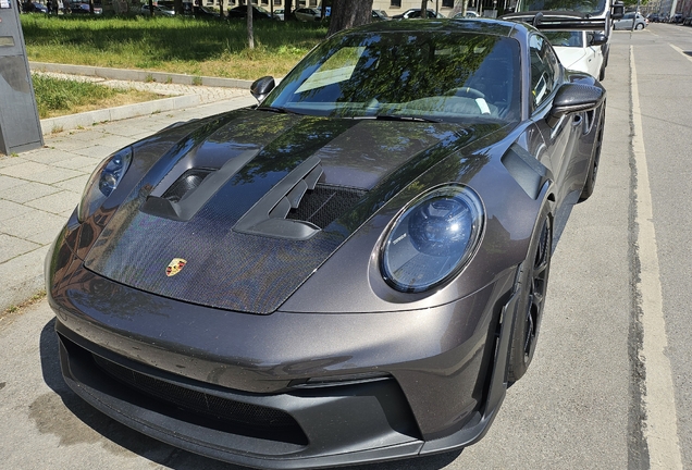 Porsche 992 GT3 RS Weissach Package