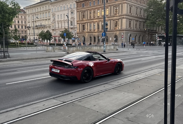 Porsche 992 Targa 4 GTS