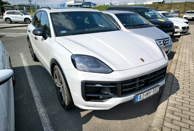 Porsche 9YA Cayenne GTS MkII