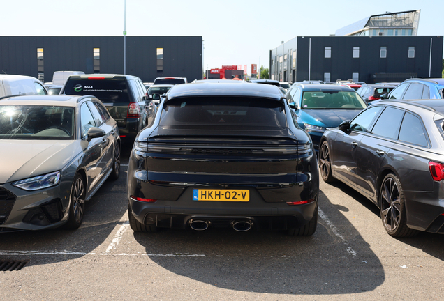 Porsche Cayenne Coupé Turbo E-Hybrid