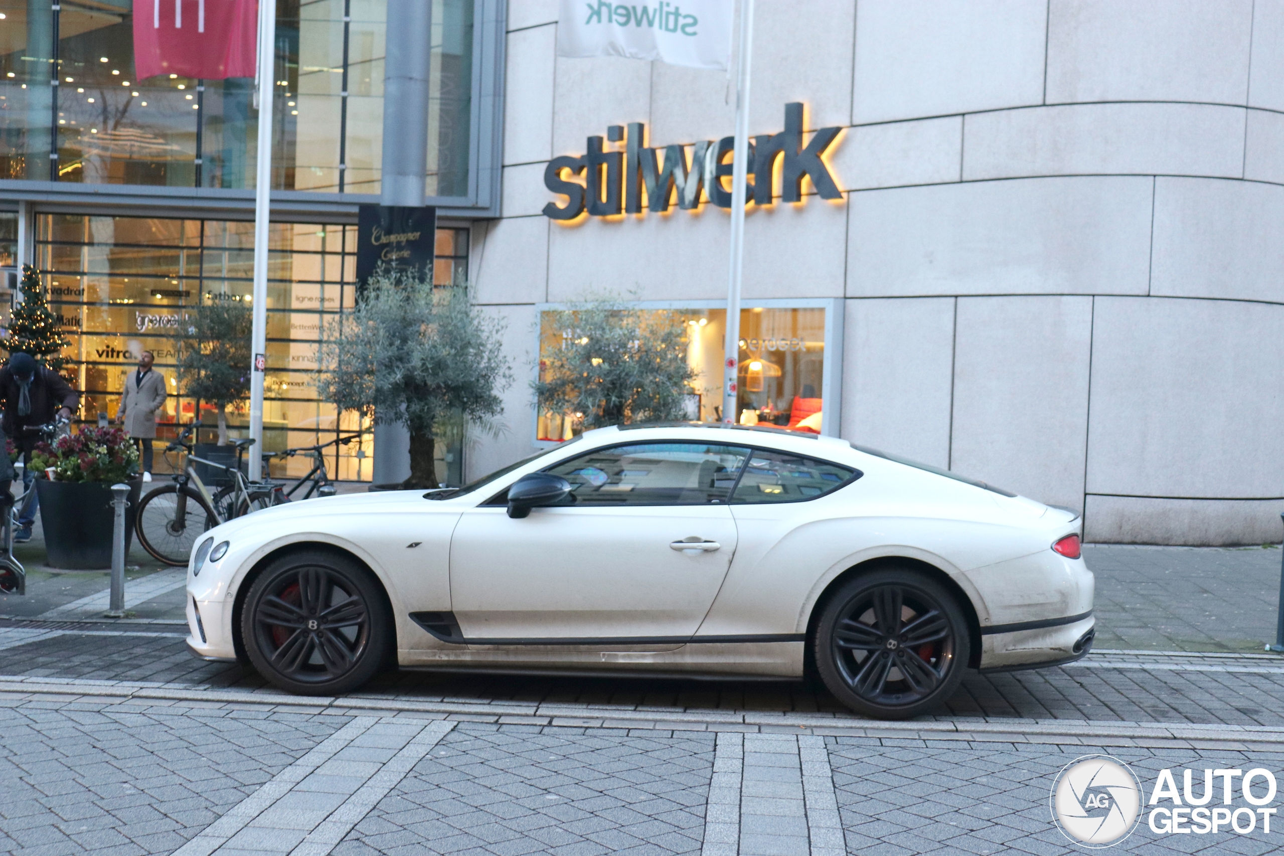 Bentley Continental GT V8 S 2023
