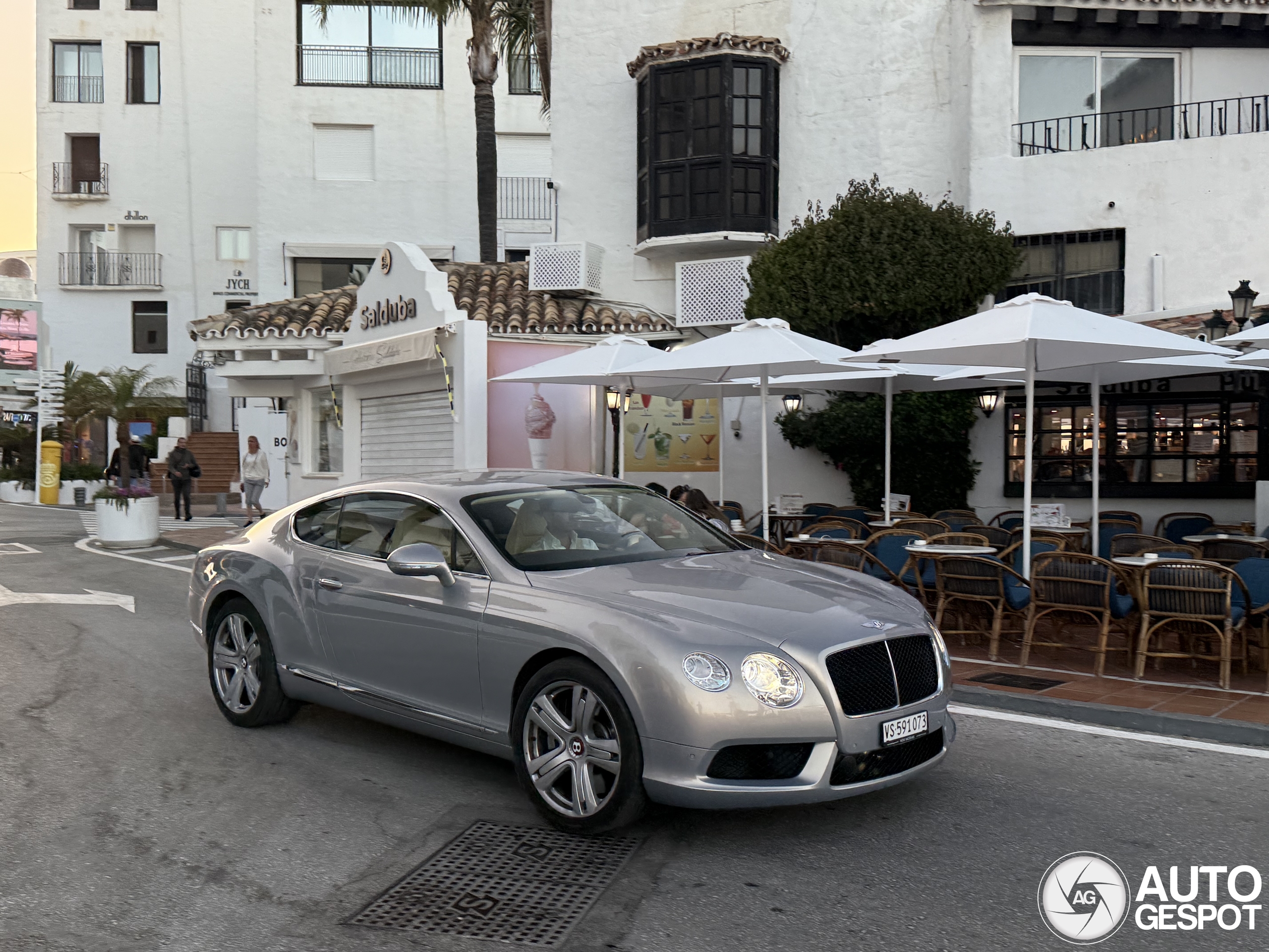 Bentley Continental GT V8