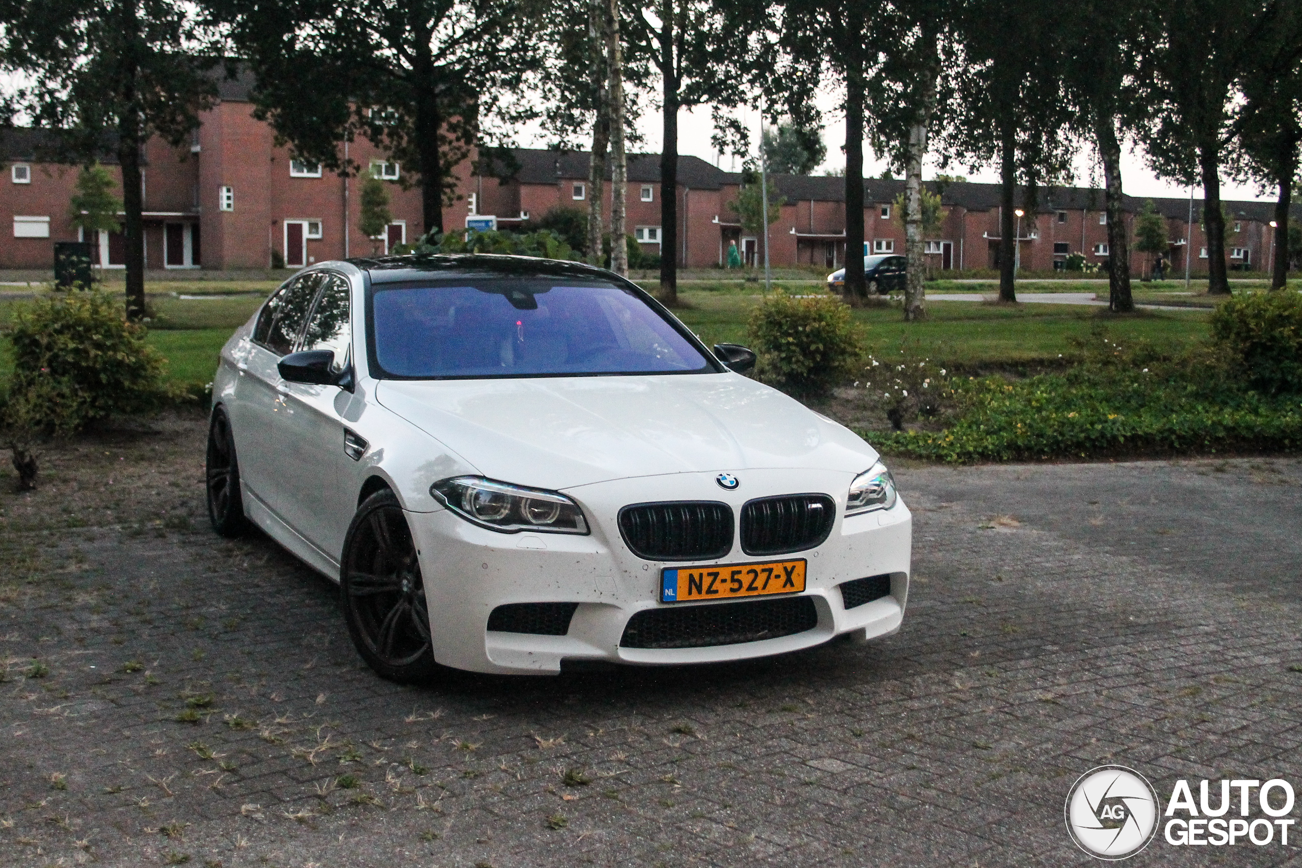 BMW M5 F10 2014