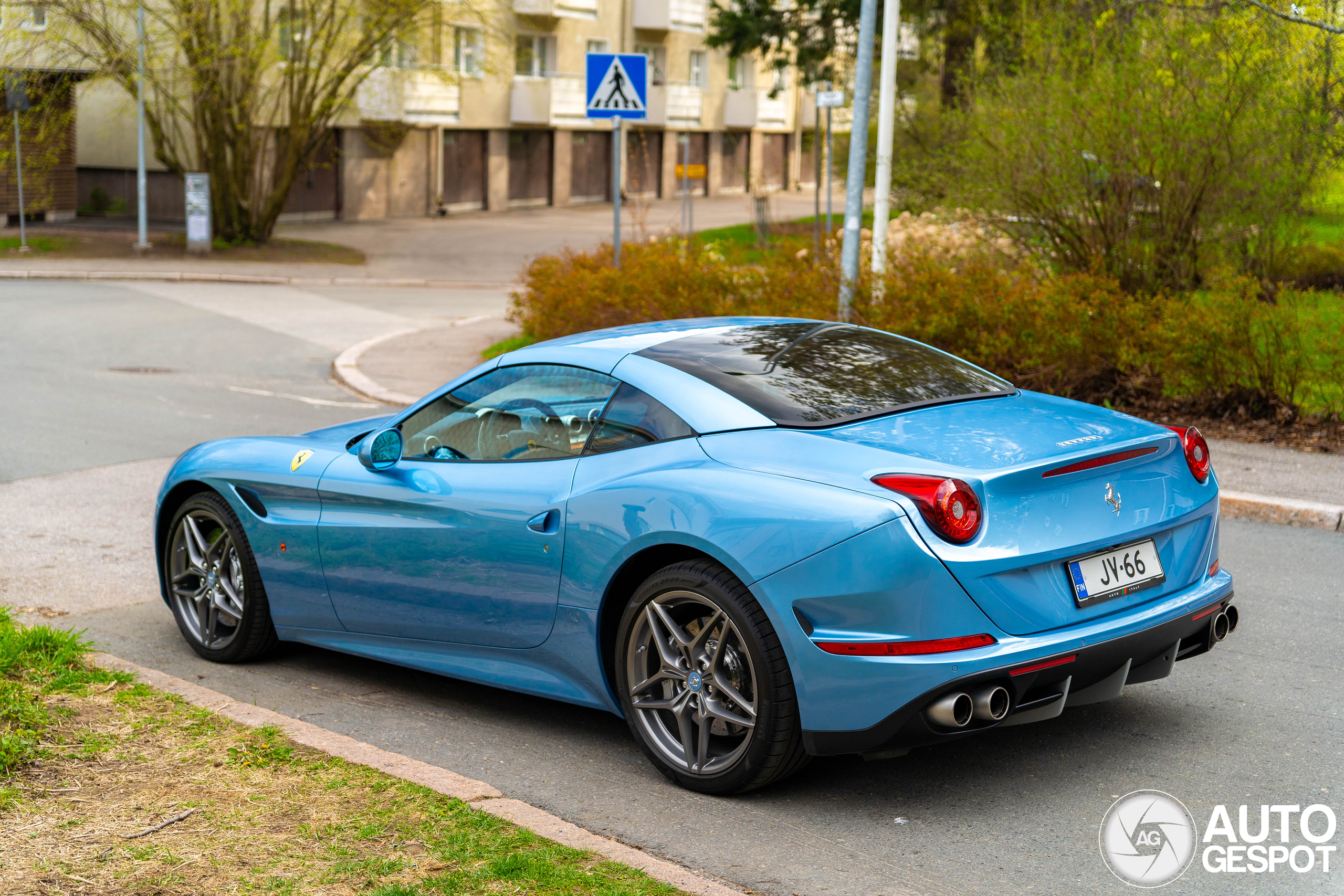 Ferrari California T - 21 May 2025 - Autogespot