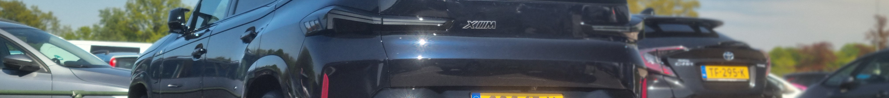 BMW XM G09