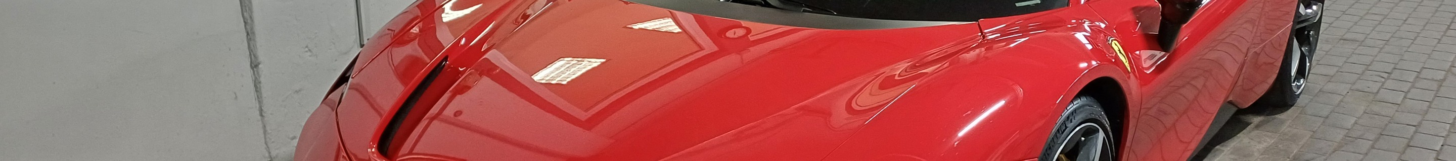 Ferrari SF90 Spider