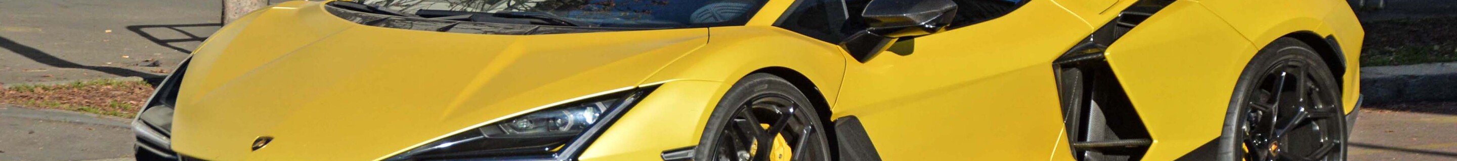 Lamborghini Revuelto