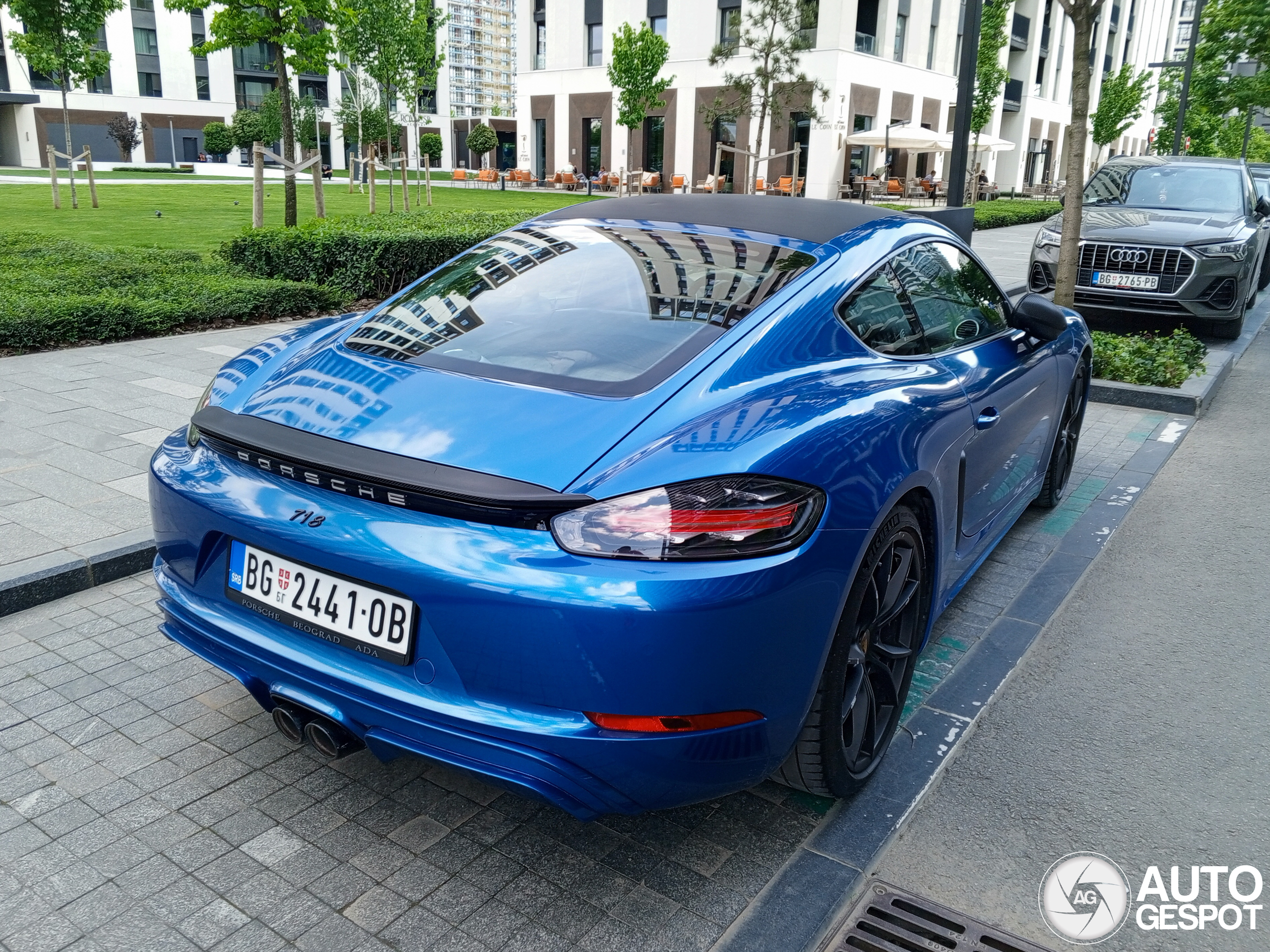 Porsche 718 Cayman S