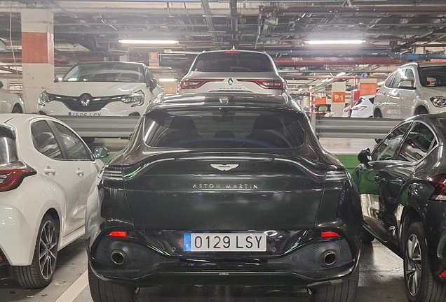 Aston Martin DBX