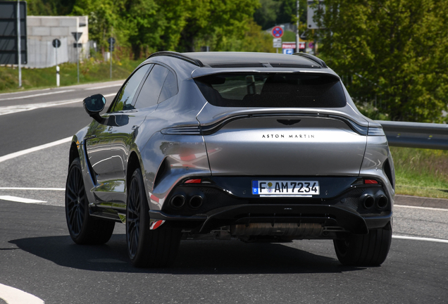 Aston Martin DBX707