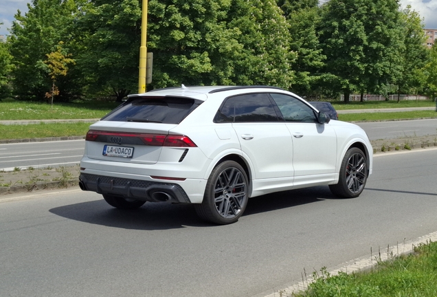 Audi RS Q8 2024